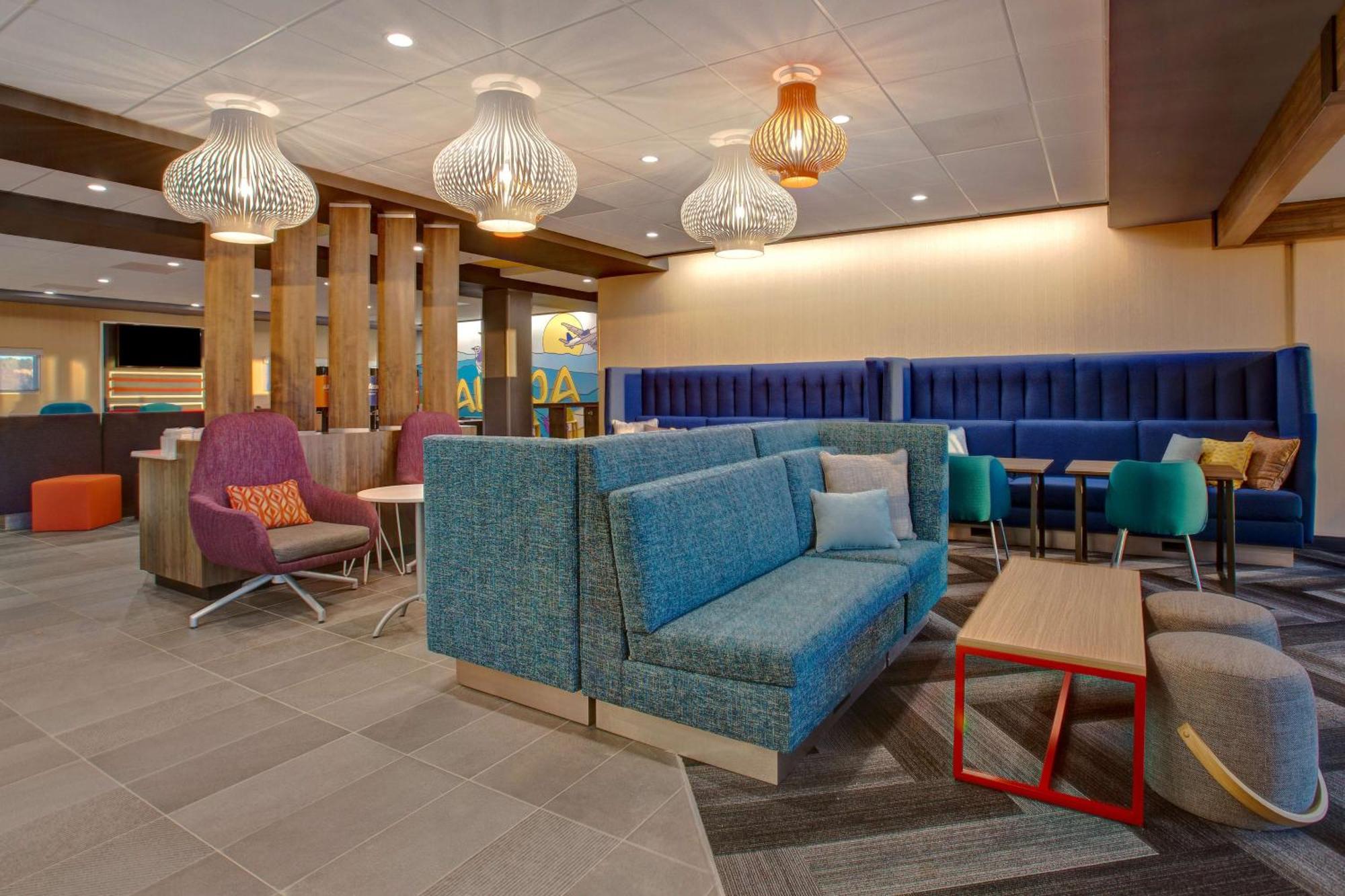 Hotel Tru By Hilton Knoxville Airport, Tn 3*
